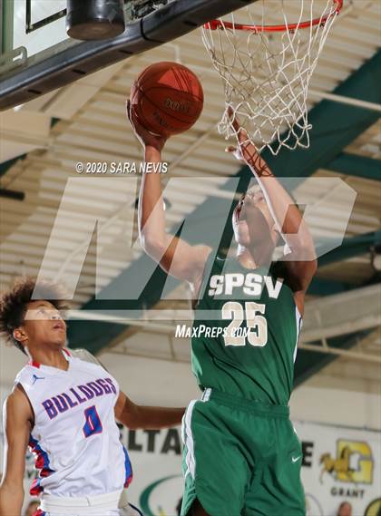Thumbnail 2 in Folsom vs. St. Patrick-St. Vincent photogallery.