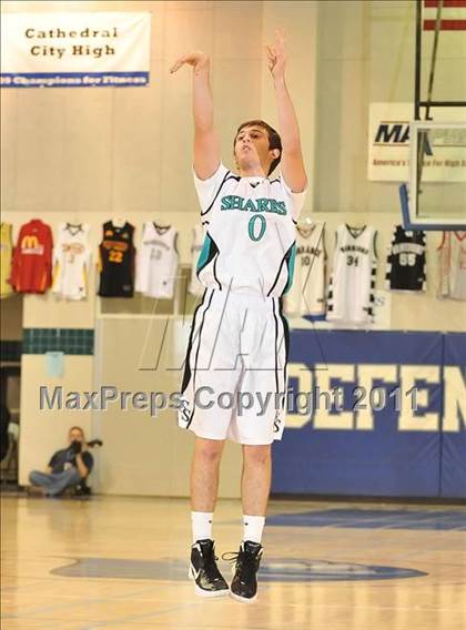 Thumbnail 2 in Crenshaw vs. Santiago (MaxPreps Holiday Classic) photogallery.