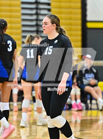 Thumbnail 3 in Longmont @ Green Mountain photogallery.