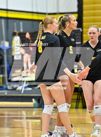 Thumbnail 1 in Longmont @ Green Mountain photogallery.