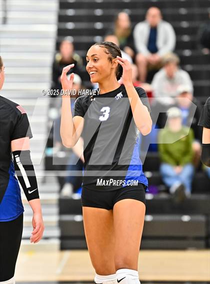 Thumbnail 3 in Longmont @ Green Mountain photogallery.