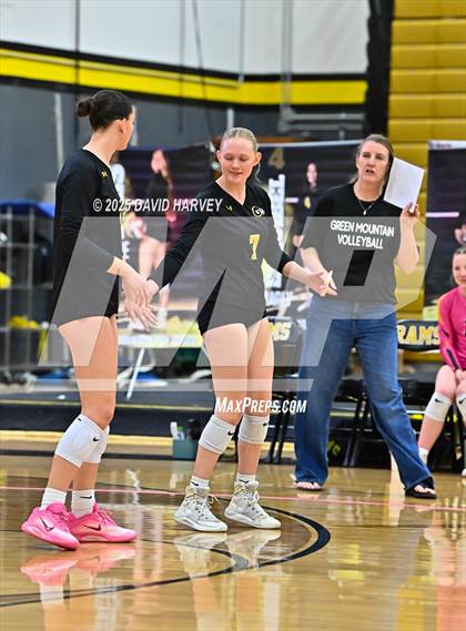 Thumbnail 3 in Longmont @ Green Mountain photogallery.