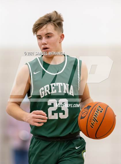 Thumbnail 1 in Gretna @ Lincoln East photogallery.