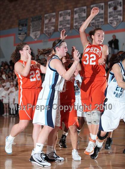 Thumbnail 2 in Montclair Prep vs. Poly (CIF SS D5A Playoffs) photogallery.