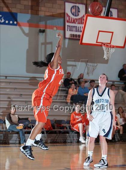 Thumbnail 3 in Montclair Prep vs. Poly (CIF SS D5A Playoffs) photogallery.