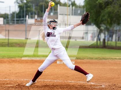 Thumbnail 3 in Steele Canyon vs Granite Hills (Cougar Classic) photogallery.