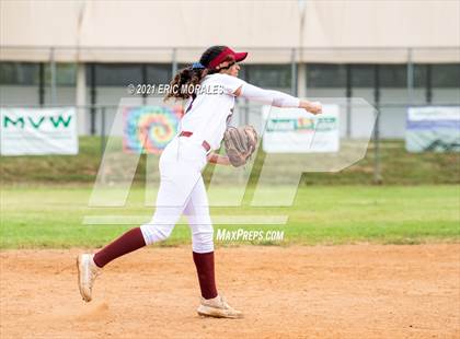 Thumbnail 2 in Steele Canyon vs Granite Hills (Cougar Classic) photogallery.
