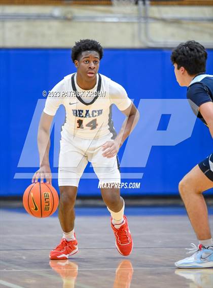 Thumbnail 2 in West Seattle @ Rainier Beach (3A Boys District 2) photogallery.