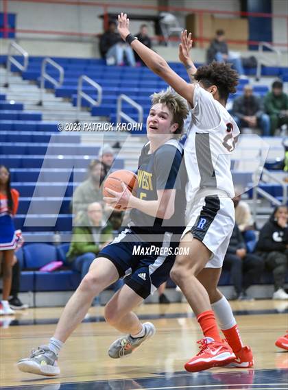 Thumbnail 2 in West Seattle @ Rainier Beach (3A Boys District 2) photogallery.