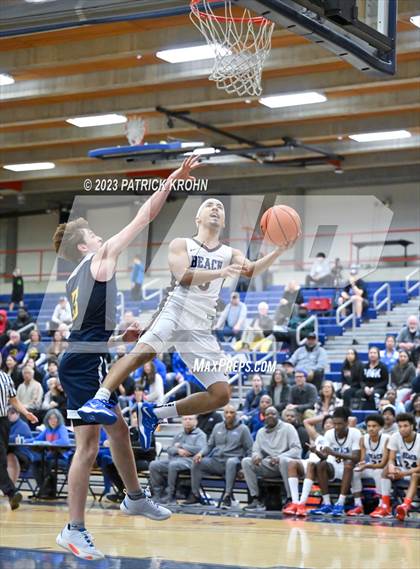 Thumbnail 2 in West Seattle @ Rainier Beach (3A Boys District 2) photogallery.