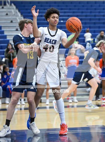 Thumbnail 1 in West Seattle @ Rainier Beach (3A Boys District 2) photogallery.