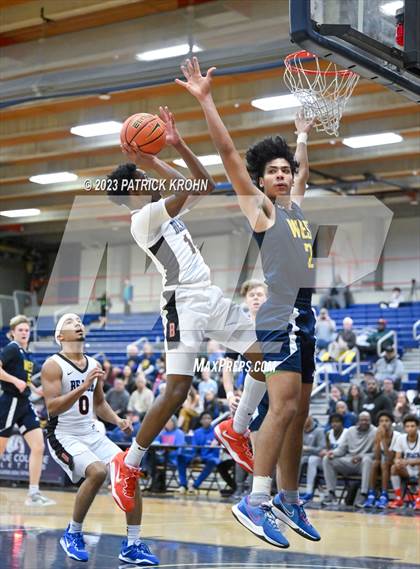 Thumbnail 1 in West Seattle @ Rainier Beach (3A Boys District 2) photogallery.