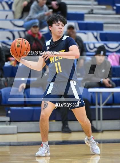 Thumbnail 3 in West Seattle @ Rainier Beach (3A Boys District 2) photogallery.