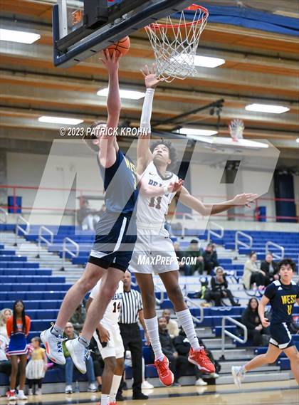 Thumbnail 3 in West Seattle @ Rainier Beach (3A Boys District 2) photogallery.