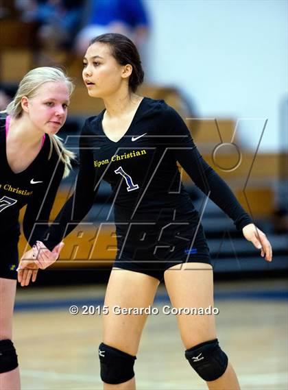 Thumbnail 3 in Golden Sierra @ Ripon Christian (CIF-SJS D5 Playoff) photogallery.