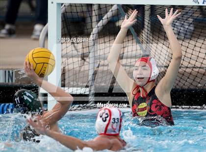 Thumbnail 3 in James Logan vs. Sir Francis Drake (CIF NCS D1 Final) photogallery.