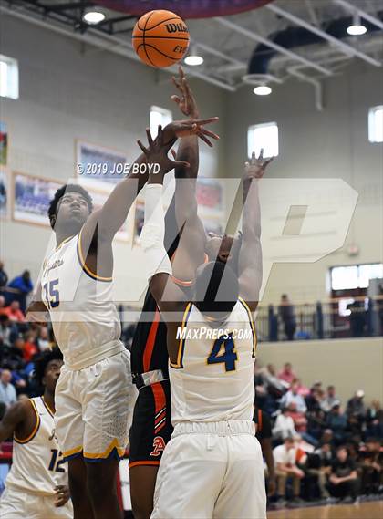 Thumbnail 3 in Jemison vs. Austin photogallery.