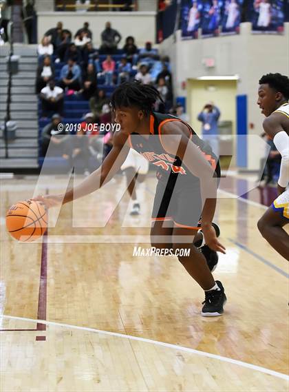 Thumbnail 3 in Jemison vs. Austin photogallery.