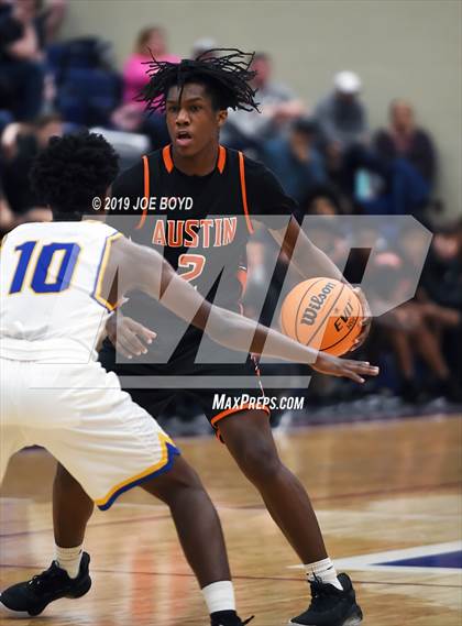 Thumbnail 1 in Jemison vs. Austin photogallery.