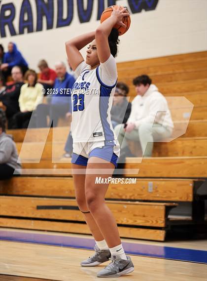 Thumbnail 2 in Regis Jesuit @ Grandview photogallery.