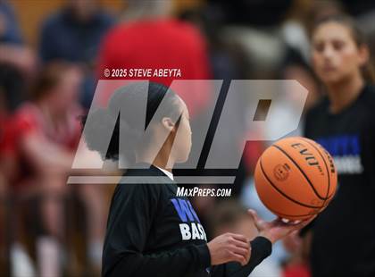 Thumbnail 1 in Regis Jesuit @ Grandview photogallery.