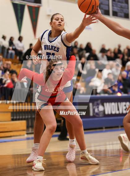 Thumbnail 1 in Regis Jesuit @ Grandview photogallery.