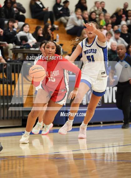 Thumbnail 3 in Regis Jesuit @ Grandview photogallery.