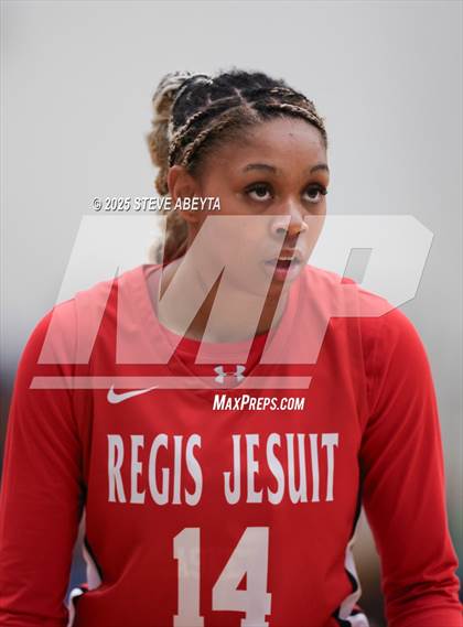 Thumbnail 2 in Regis Jesuit @ Grandview photogallery.