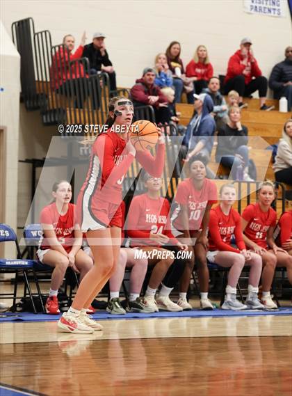 Thumbnail 1 in Regis Jesuit @ Grandview photogallery.