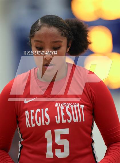 Thumbnail 1 in Regis Jesuit @ Grandview photogallery.