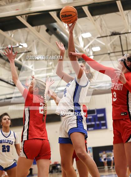 Thumbnail 1 in Regis Jesuit @ Grandview photogallery.