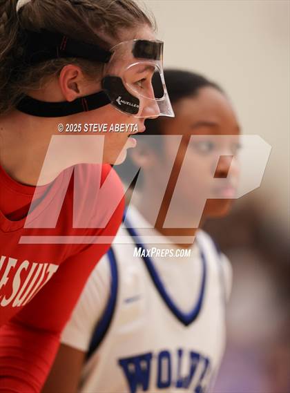 Thumbnail 3 in Regis Jesuit @ Grandview photogallery.