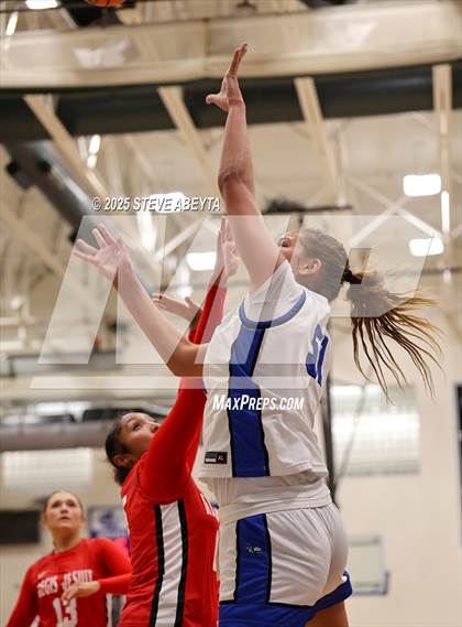 Thumbnail 1 in Regis Jesuit @ Grandview photogallery.
