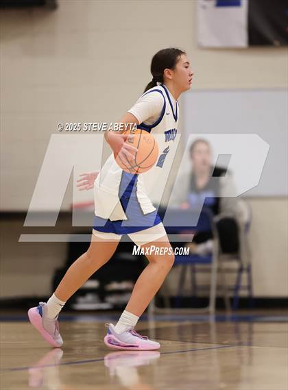 Thumbnail 2 in Regis Jesuit @ Grandview photogallery.