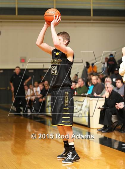 Thumbnail 1 in Fremont vs. Lincoln (Heartland Athletic Conference Tournament) photogallery.