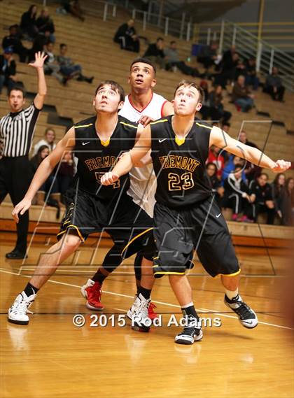 Thumbnail 3 in Fremont vs. Lincoln (Heartland Athletic Conference Tournament) photogallery.