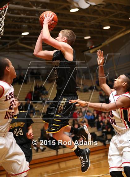 Thumbnail 2 in Fremont vs. Lincoln (Heartland Athletic Conference Tournament) photogallery.