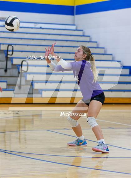 Thumbnail 2 in Leo @ Fort Wayne Blackhawk Christian photogallery.