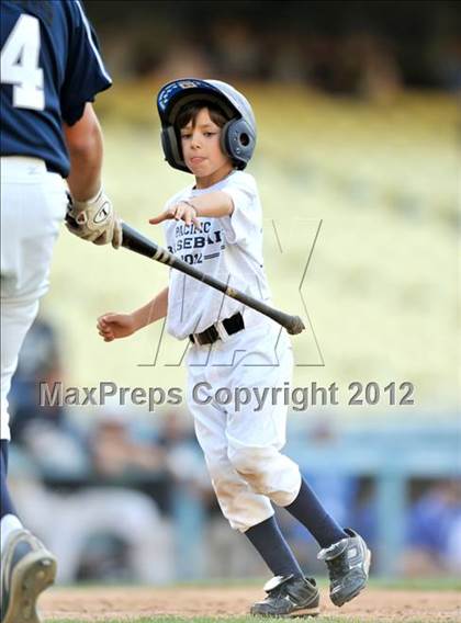 Thumbnail 2 in Pacifica vs. Aliso Niguel (CIF SS D2 Final) photogallery.