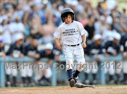Thumbnail 2 in Pacifica vs. Aliso Niguel (CIF SS D2 Final) photogallery.