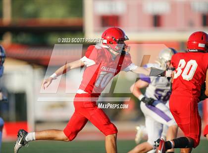 Thumbnail 1 in Santana @ Fallbrook photogallery.