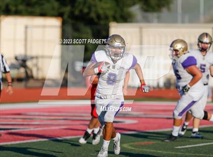 Thumbnail 3 in Santana @ Fallbrook photogallery.