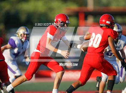 Thumbnail 3 in Santana @ Fallbrook photogallery.