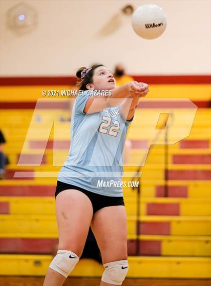 Thumbnail 2 in Deer Valley @ Seton Catholic photogallery.