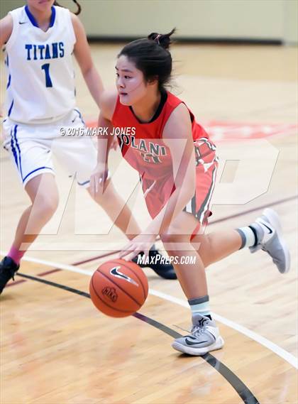 Thumbnail 2 in Eastlake vs. 'Iolani (Nike Tournament of Champions) photogallery.