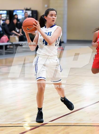 Thumbnail 1 in Eastlake vs. 'Iolani (Nike Tournament of Champions) photogallery.