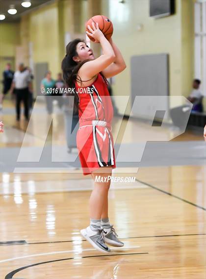 Thumbnail 3 in Eastlake vs. 'Iolani (Nike Tournament of Champions) photogallery.