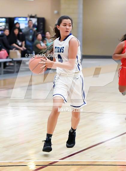 Thumbnail 3 in Eastlake vs. 'Iolani (Nike Tournament of Champions) photogallery.