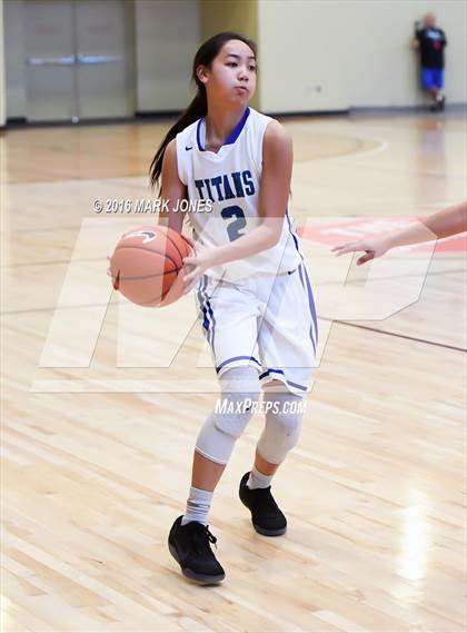 Thumbnail 2 in Eastlake vs. 'Iolani (Nike Tournament of Champions) photogallery.