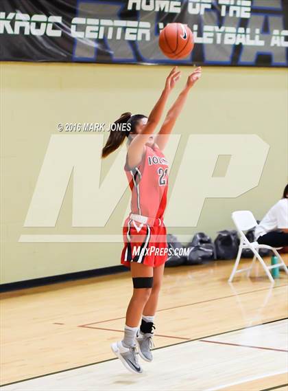 Thumbnail 2 in Eastlake vs. 'Iolani (Nike Tournament of Champions) photogallery.
